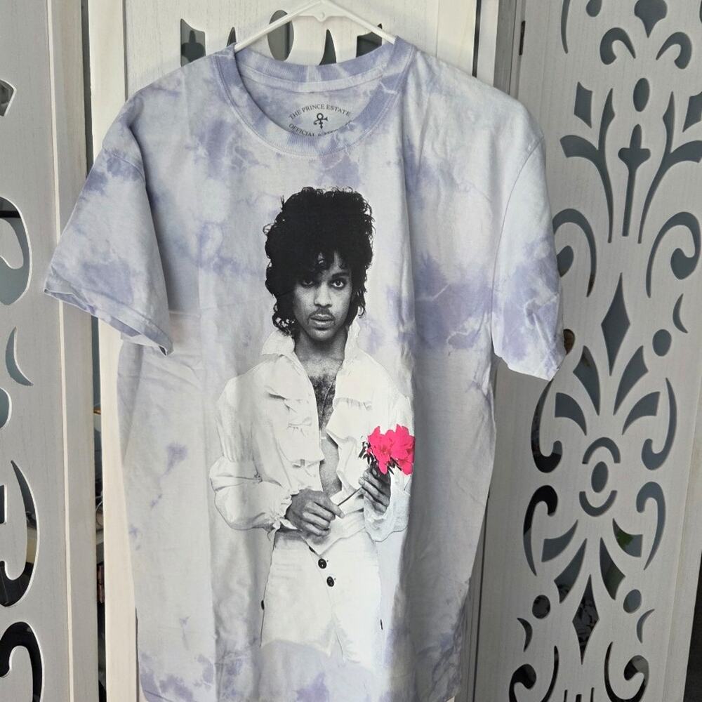 Prince Purple Rain Era Graphic T-Shirt Lavender Clouds Tie Dye Mens Size M NWOT